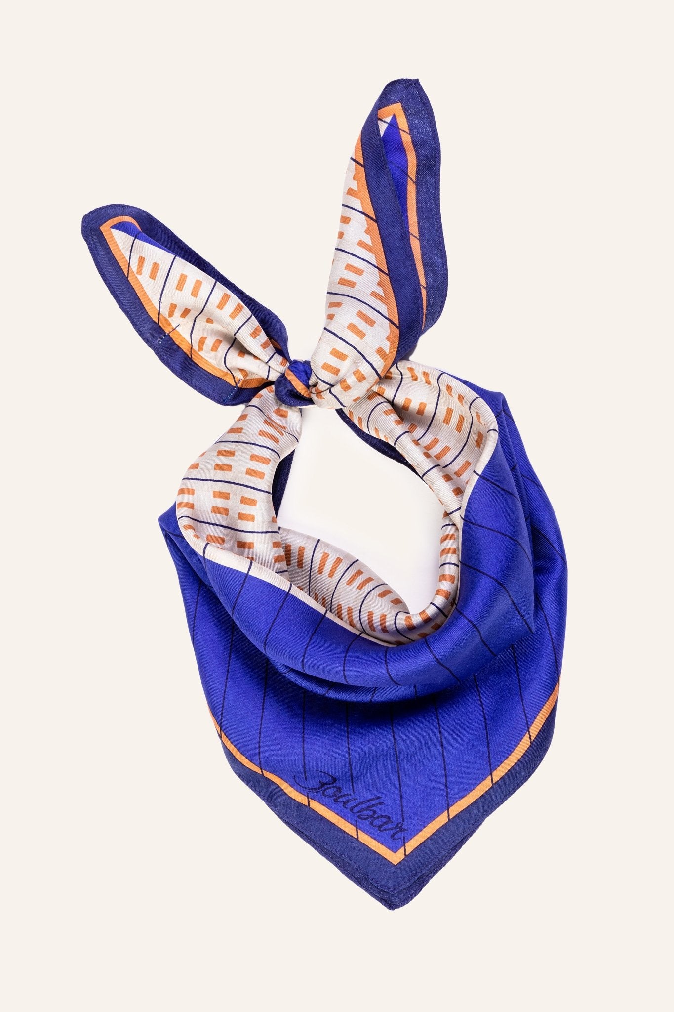 Carre en soie bleu - Tracé - boulbar.fr