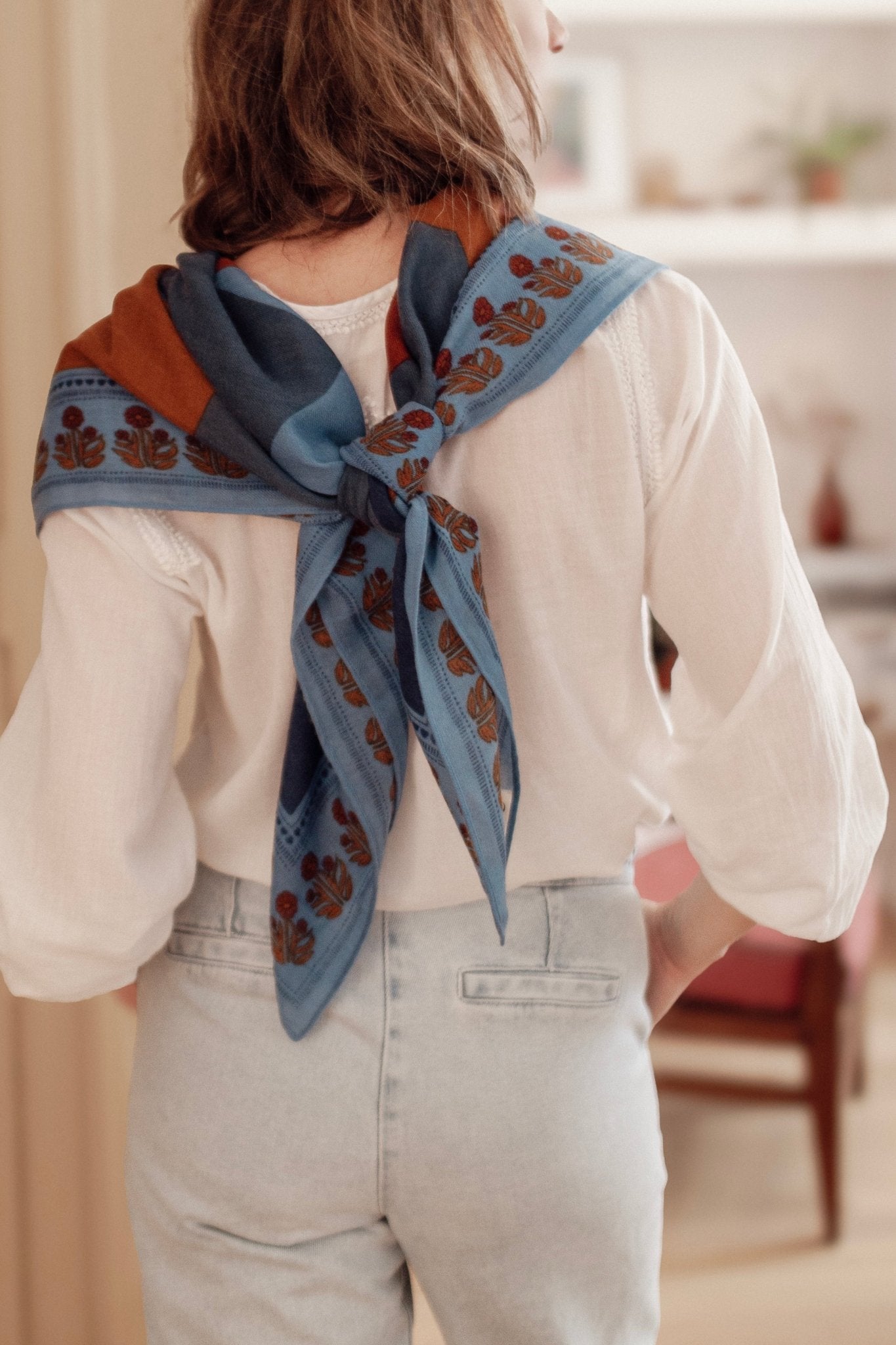 Foulard Laine - Coloriage - Bleu - boulbar.fr