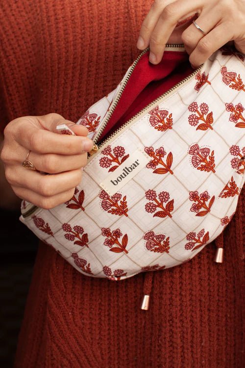 Pourquoi acheter un sac banane ? Avantages et utilisations - boulbar.fr