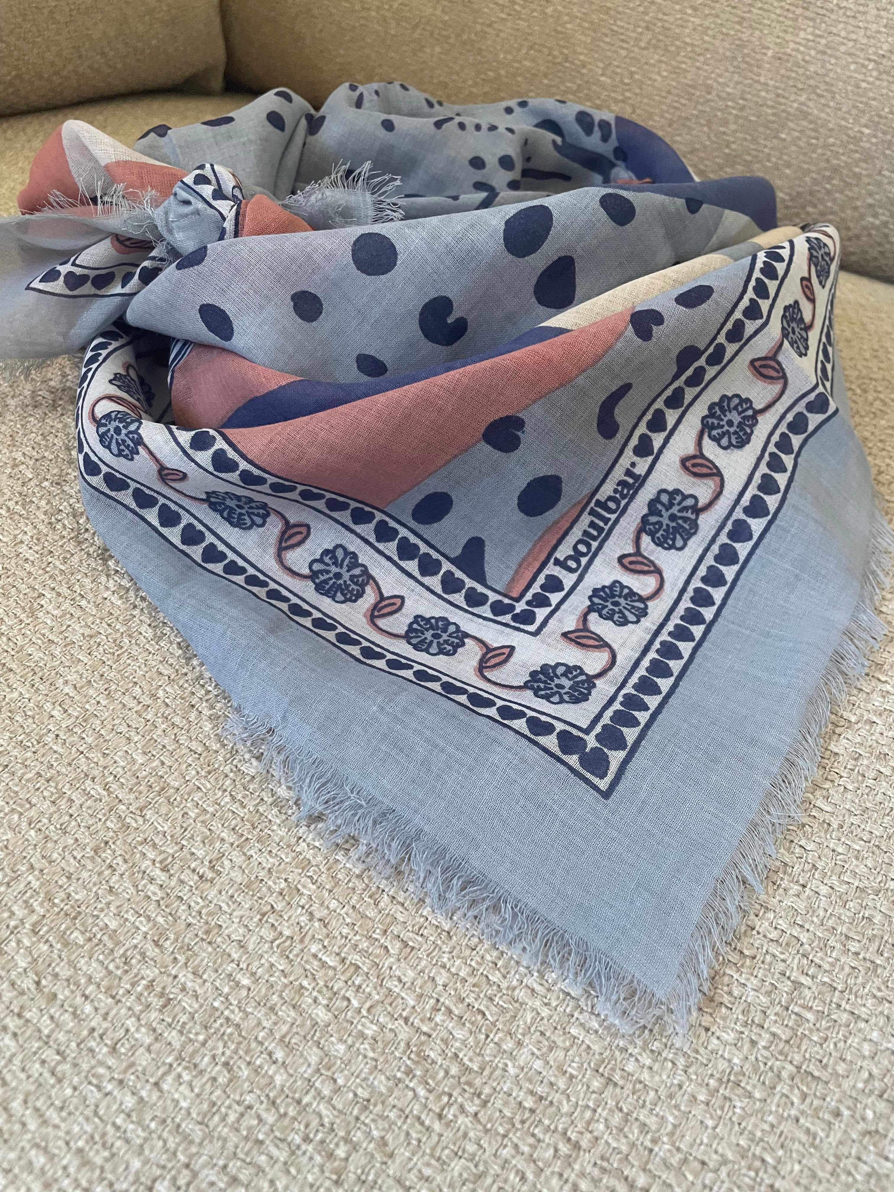 Grand foulard voile de coton - Léopards bleu