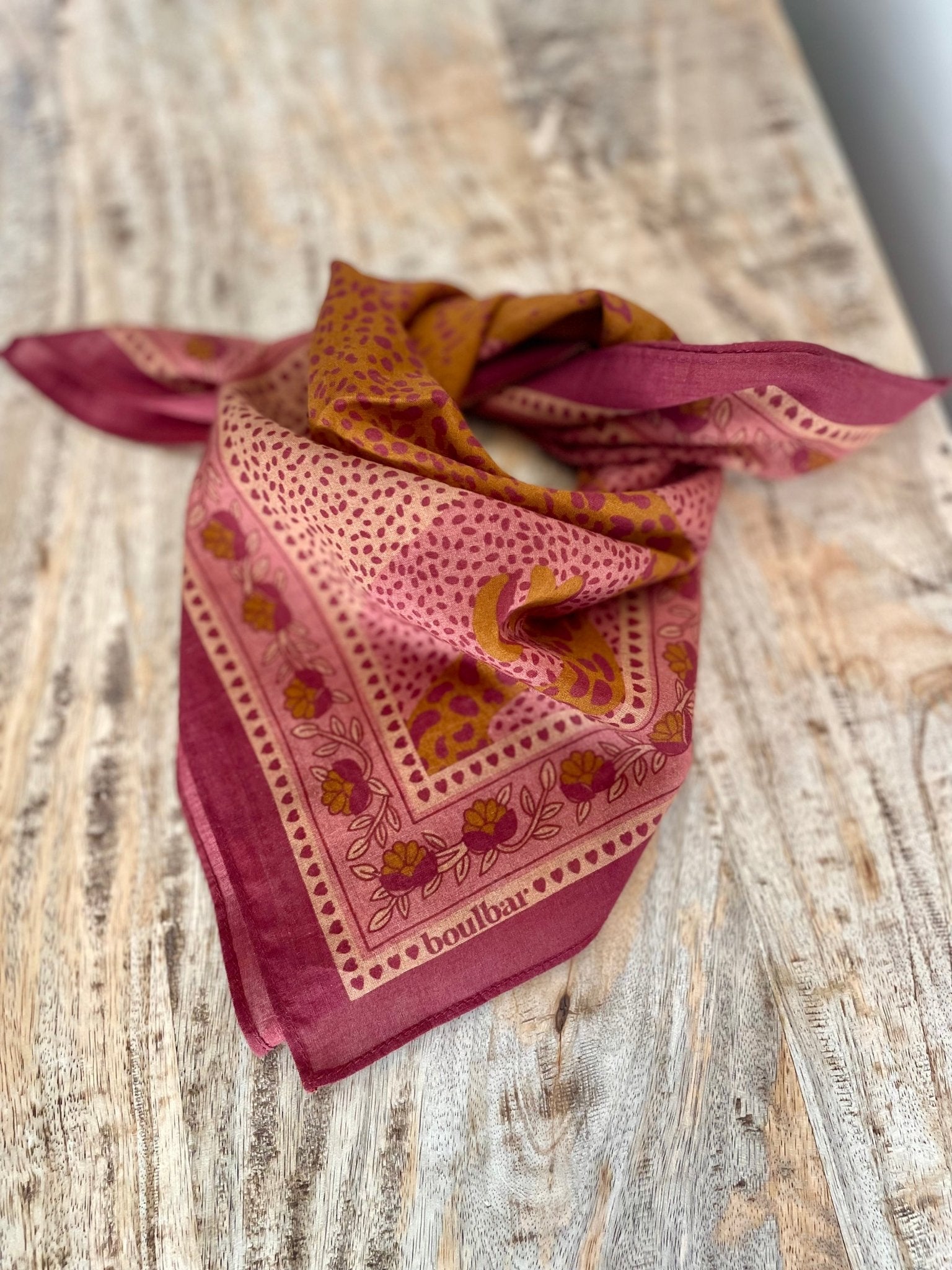 Petit foulard coton - Léopards rose - boulbar.fr
